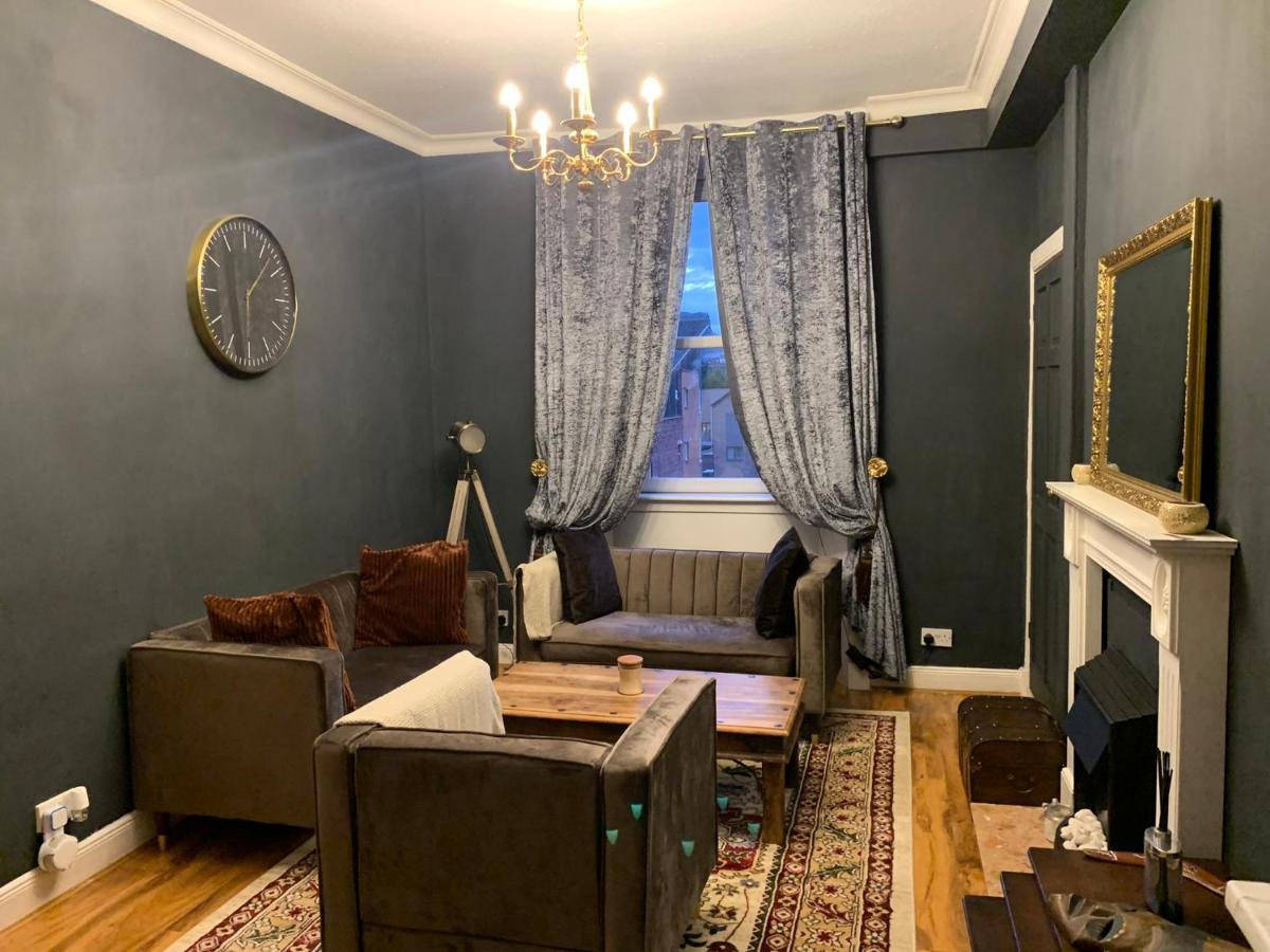 Glamours Stylish Victorian Apartment Near City Centre Edinburgh Exterior photo